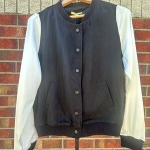 NWT Gianni Bini Varsity Jacket Flowy Bomber Streetwear Edgy Lightweight Snap-Up